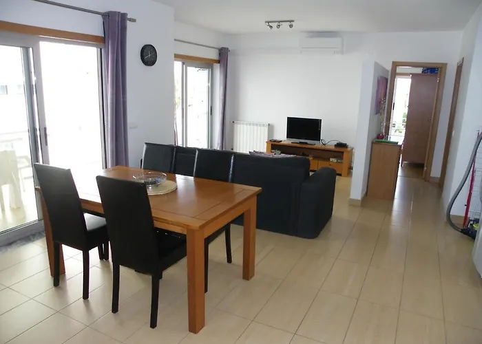 Haven * Sao Martinho do Porto